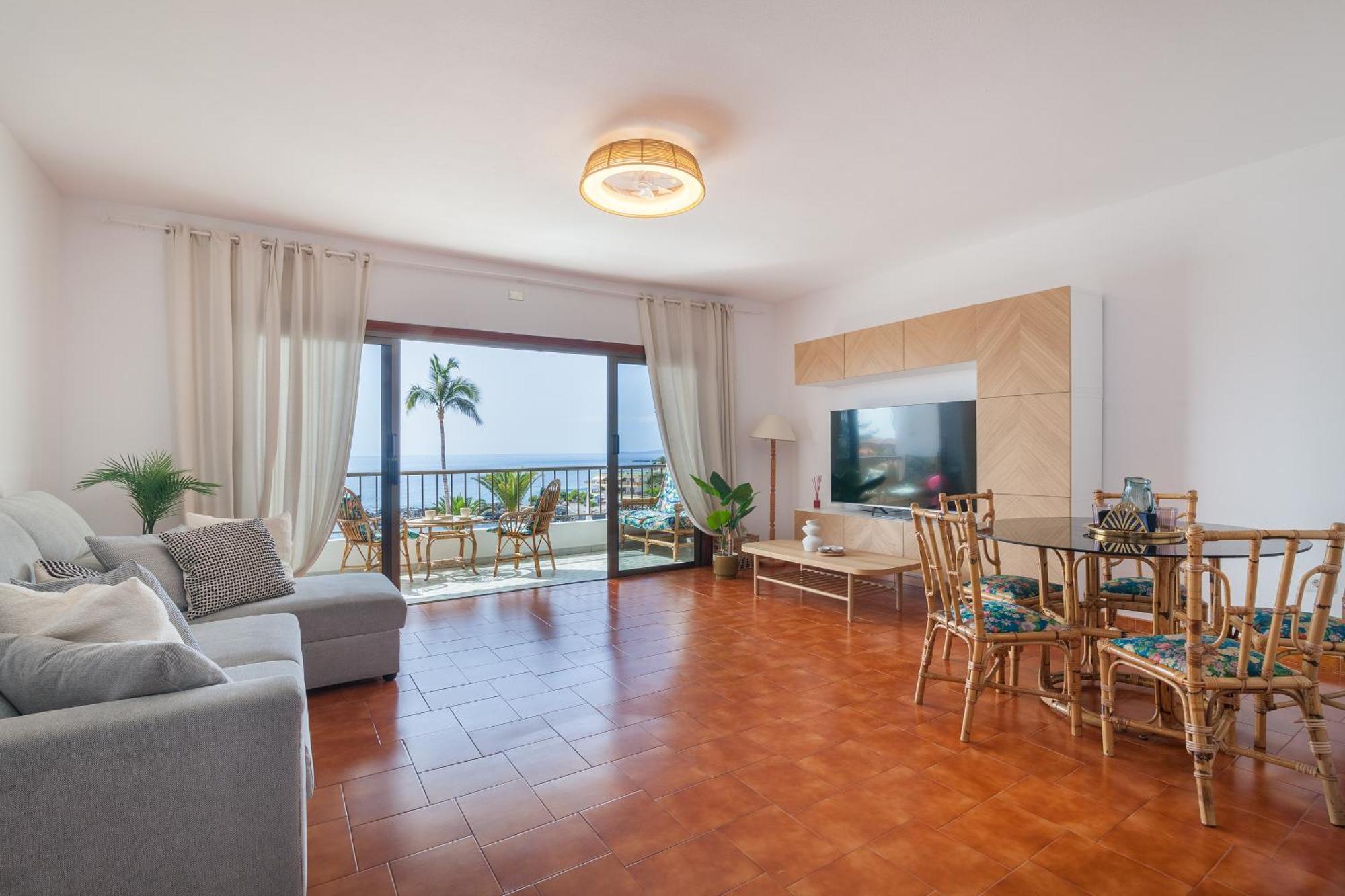 Casa De Franco - Ocean View, Terrace, Balcony, 50M From Playa La Arena, Fibre Net Appartement Puerto de Santiago  Buitenkant foto