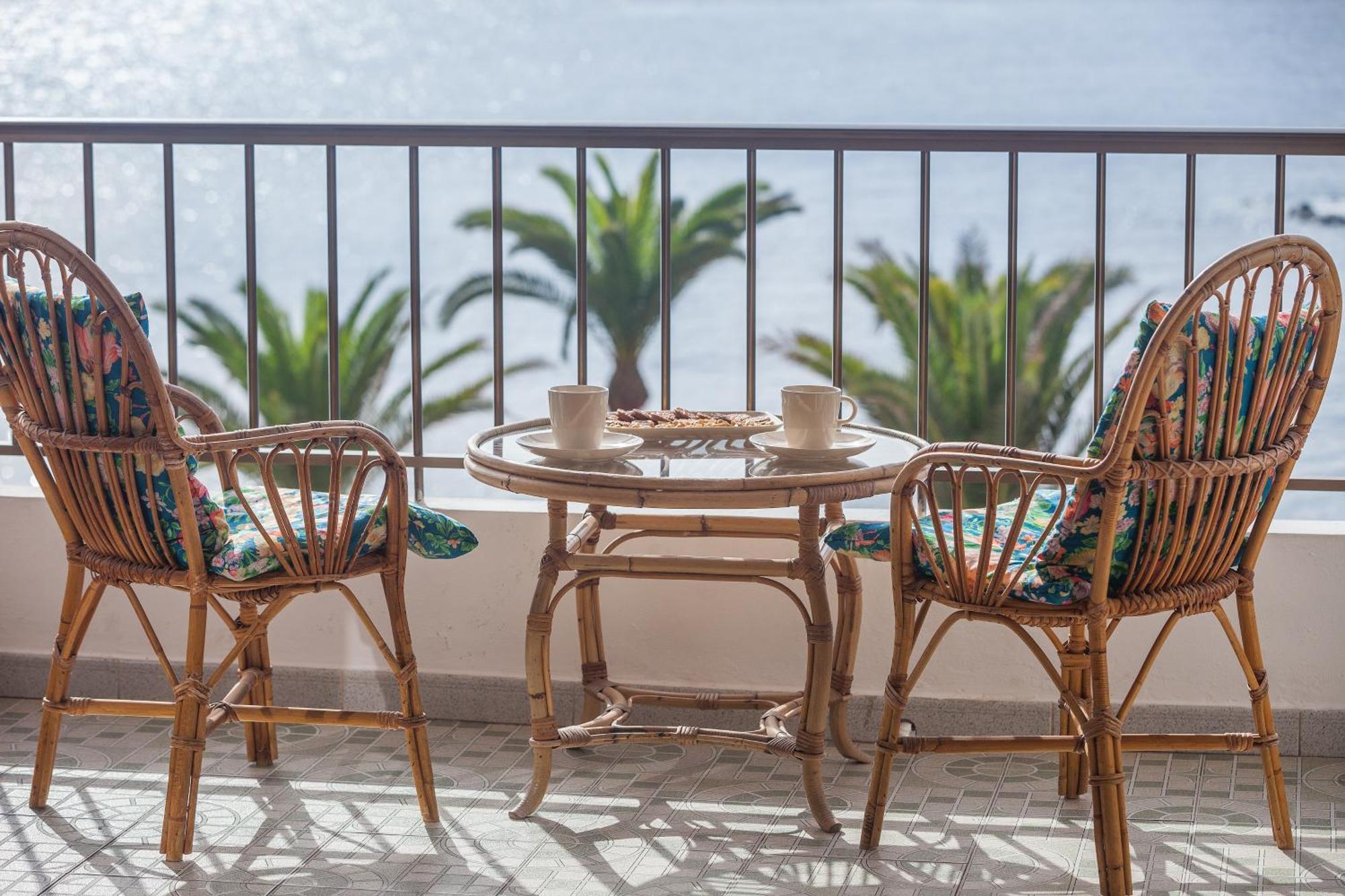 Casa De Franco - Ocean View, Terrace, Balcony, 50M From Playa La Arena, Fibre Net Appartement Puerto de Santiago  Buitenkant foto